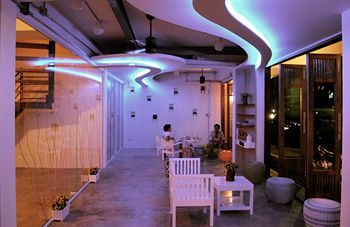 Imagen de los interiores del Hotel Good Night Cha-am Minitel. Foto 12