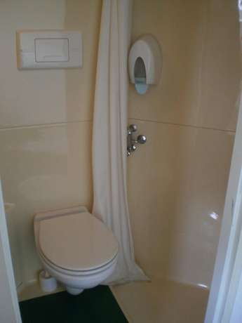 Imagen de la habitación del Hotel Good Night H&ocirc;tel. Foto 7