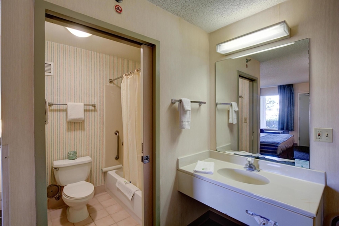 Imagen de la habitación del Hotel Good Nite Inn Buena Park. Foto 5