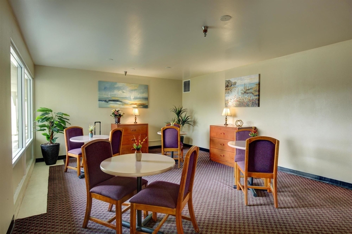 Imagen de los interiores del Hotel Good Nite Inn Buena Park. Foto 12