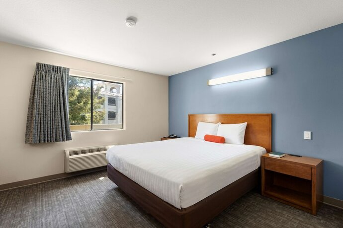 Imagen de la habitación del Hotel Good Nite Inn Fremont. Foto 12