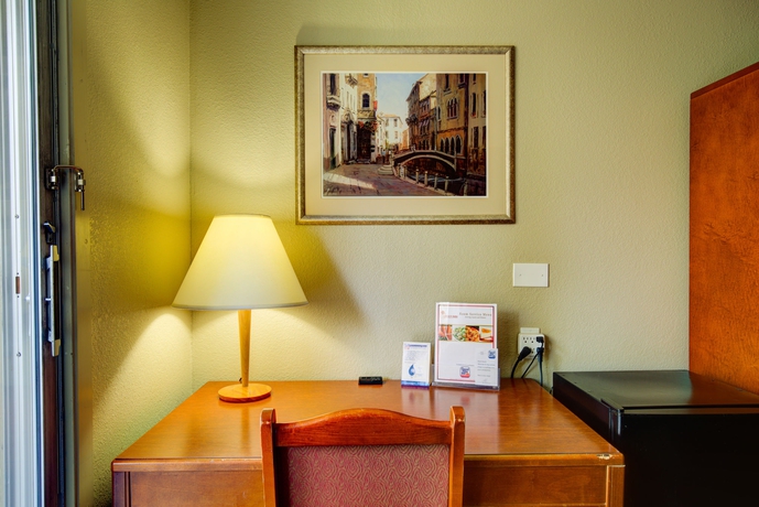 Imagen de la habitación del Hotel Good Nite Inn - Redwood City. Foto 9
