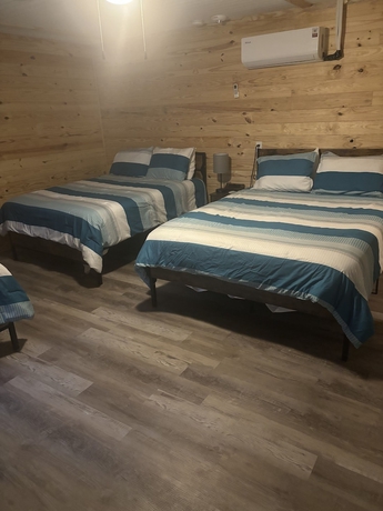 Imagen de la habitación del Hotel Good Times Motel and Marina. Foto 3