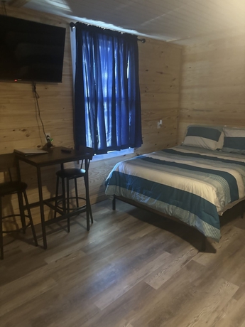 Imagen de la habitación del Hotel Good Times Motel and Marina. Foto 4