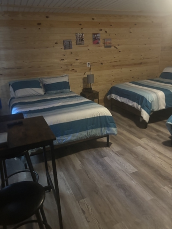 Imagen de la habitación del Hotel Good Times Motel and Marina. Foto 11