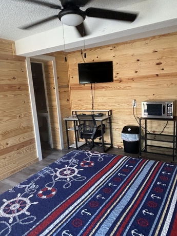 Imagen de la habitación del Hotel Good Times Motel and Marina. Foto 15