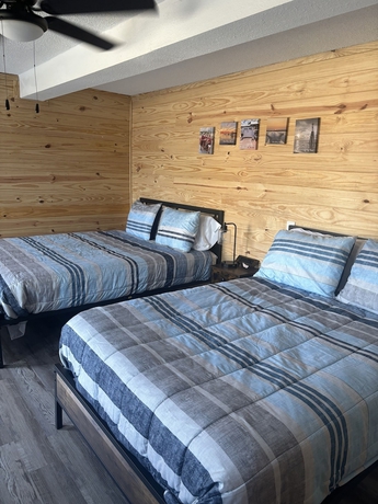 Imagen de la habitación del Hotel Good Times Motel and Marina. Foto 16