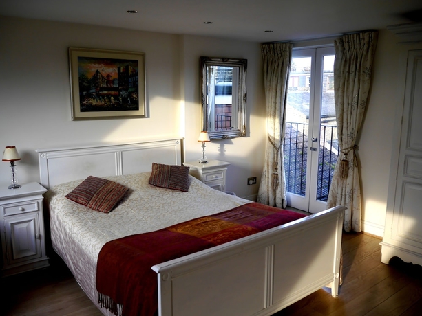 Imagen de la habitación del Hotel Goodenough Guesthouse. Foto 6