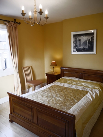 Imagen de la habitación del Hotel Goodenough Guesthouse. Foto 8