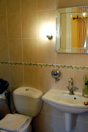 Imagen de la habitación del Hotel Goodenough Guesthouse. Foto 15