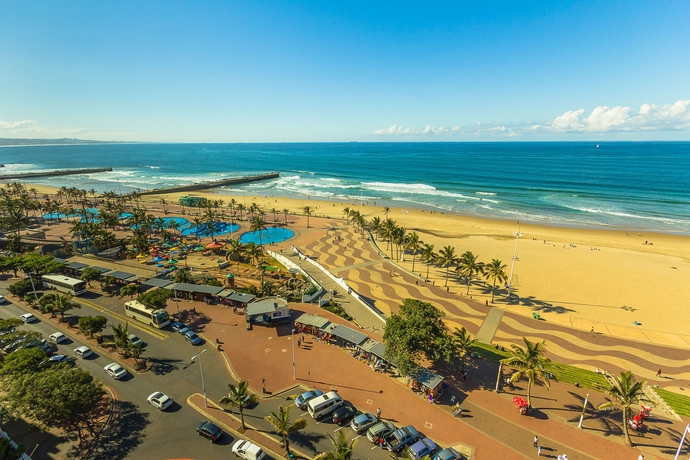 Imagen de los exteriores del Hotel Gooderson Beach. Foto 13