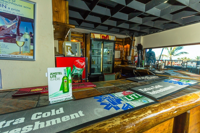 Imagen del bar/restaurante del Hotel Gooderson Beach. Foto 7