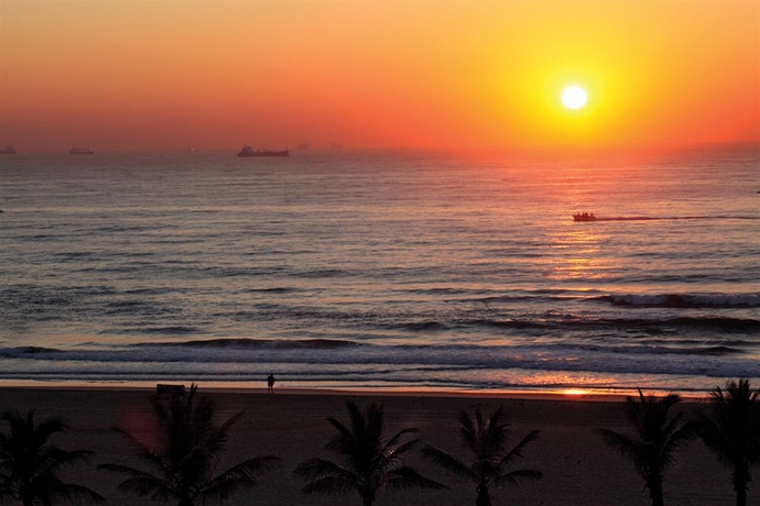 Imagen de los exteriores del Hotel Gooderson Tropicana. Foto 10