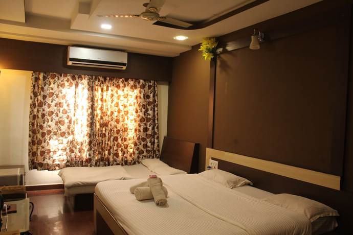 Imagen de la habitación del Hotel Goodluck Residency. Foto 7