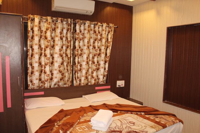 Imagen de la habitación del Hotel Goodluck Residency. Foto 13