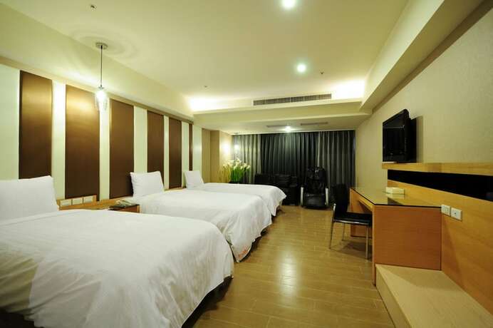 Imagen de la habitación del Hotel Goodness Plaza. Foto 15