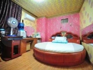 Imagen de la habitación del Hotel Goodstay Dongrae Oncheon. Foto 5