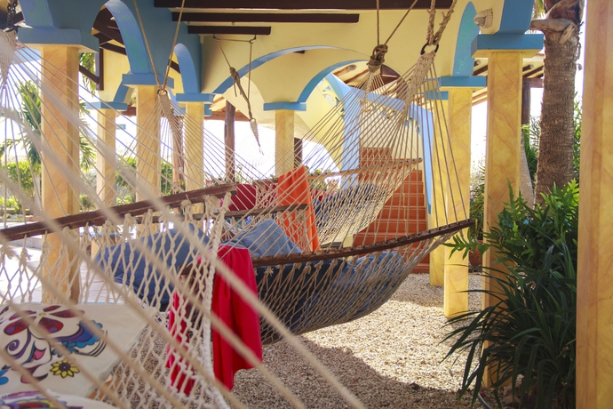 Imagen de los exteriores del Hotel Goood Resort. Foto 15