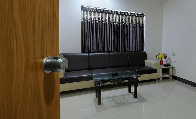 Imagen general del Hotel Gopal, Dwarka. Foto 10