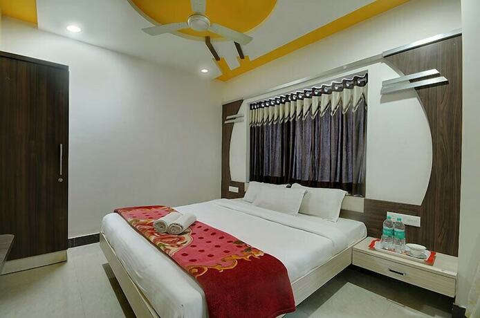 Imagen de la habitación del Hotel Gopal, Dwarka. Foto 19