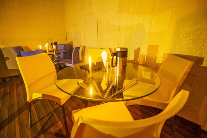 Imagen del bar/restaurante del Hotel Gopal, Haridwar. Foto 4