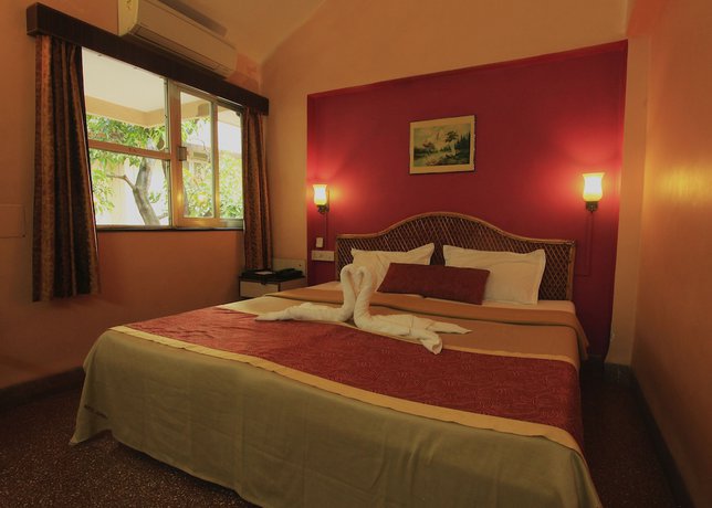 Imagen de la habitación del Hotel Gopika International. Foto 8