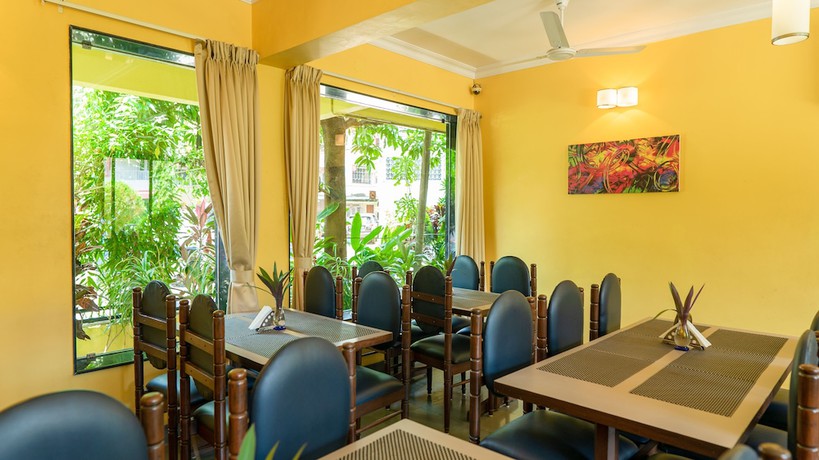 Imagen del bar/restaurante del Hotel Gopika International. Foto 6
