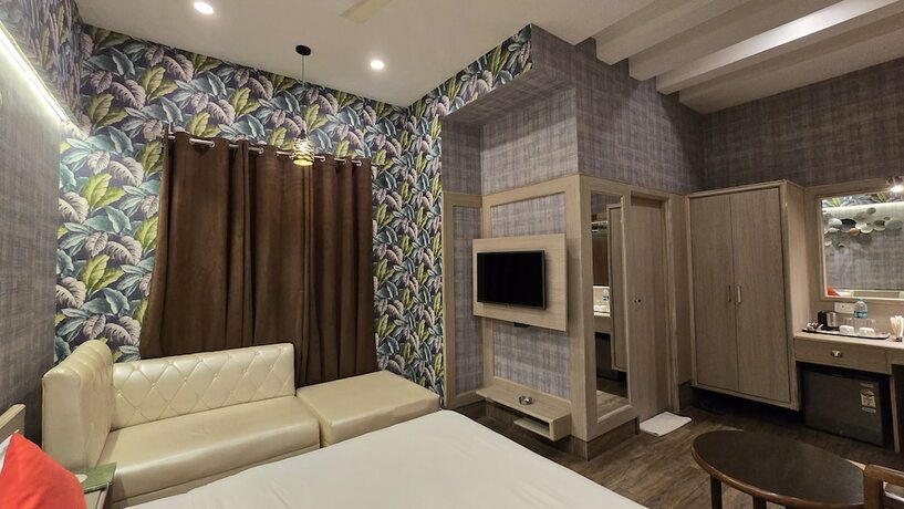 Imagen de la habitación del Hotel Gopinath The Grand. Foto 18