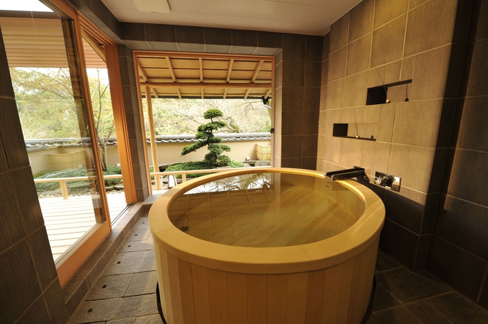 Imagen de la habitación del Hotel Gora Kadan. Foto 10