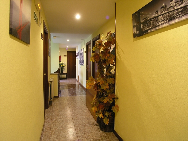 Imagen de los interiores del Hotel Gorbea, Vitoria. Foto 12