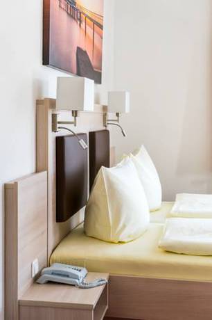 Imagen de la habitación del Hotel Gorch Fock. Foto 9