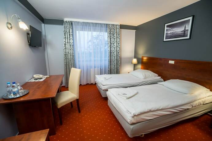 Imagen de la habitación del Hotel Gordon. Foto 16
