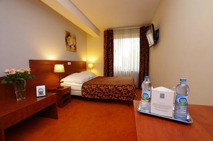 Imagen de la habitación del Hotel Gordon. Foto 20