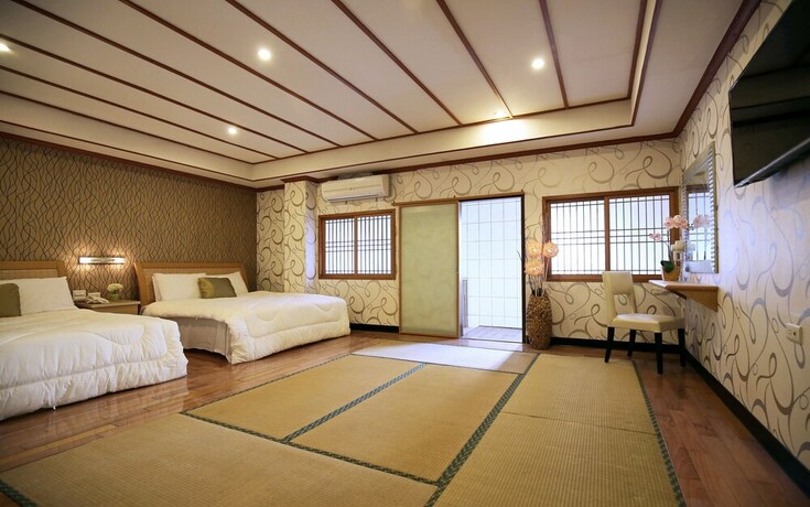 Imagen de la habitación del Hotel Gorgeous Hot Spring Resort. Foto 11