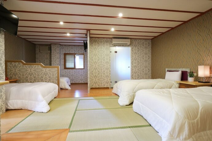 Imagen de la habitación del Hotel Gorgeous Hot Spring Resort. Foto 32