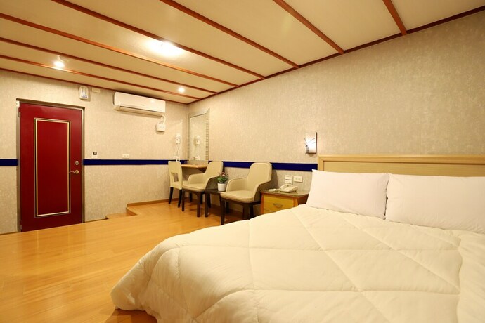 Imagen de la habitación del Hotel Gorgeous Hot Spring Resort. Foto 36