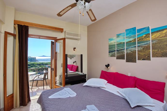 Imagen de la habitación del Hotel Gorgona, Al&oacute;nnisos. Foto 7