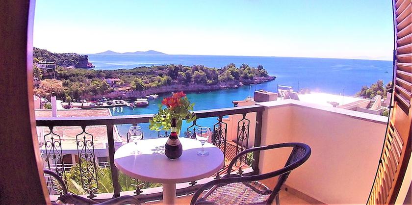 Imagen de la habitación del Hotel Gorgona, Al&oacute;nnisos. Foto 8