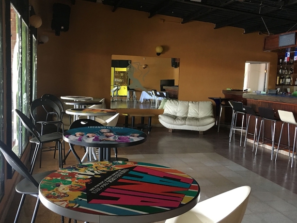 Imagen del bar/restaurante del Hotel Gorgona Beach. Foto 4