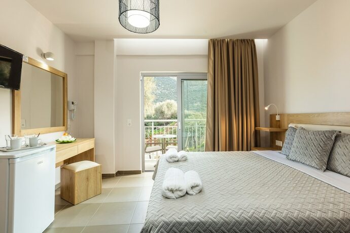 Imagen de la habitación del Hotel Gorgona, Vlychada. Foto 15