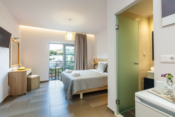 Imagen general del Hotel Gorgona, Vlychada. Foto 8