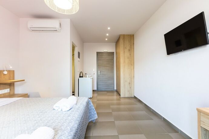 Imagen de la habitación del Hotel Gorgona, Vlychada. Foto 19