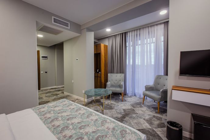 Imagen de la habitación del Hotel Gori Inn. Foto 17