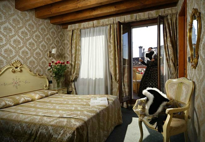 Imagen de la habitación del Hotel Gorizia A La Valigia. Foto 9