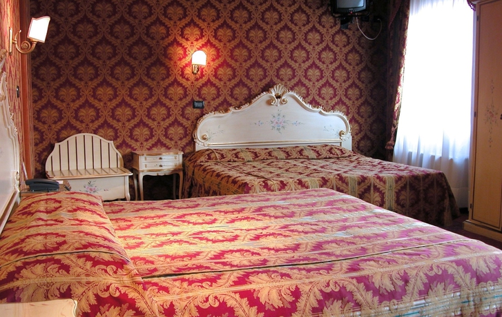 Imagen de la habitación del Hotel Gorizia A La Valigia. Foto 13