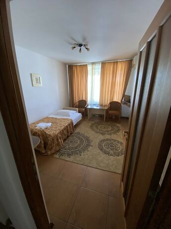 Imagen general del Hotel Gorj. Foto 5