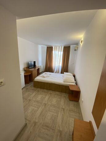 Imagen de la habitación del Hotel Gorj. Foto 20