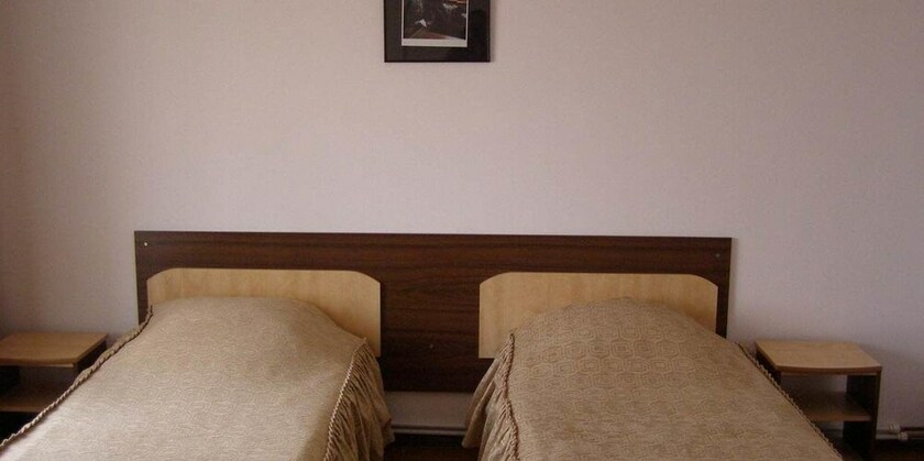 Imagen de la habitación del Hotel Gorj. Foto 21