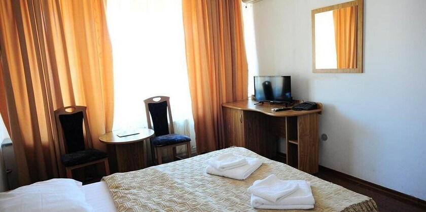 Imagen de la habitación del Hotel Gorj. Foto 29