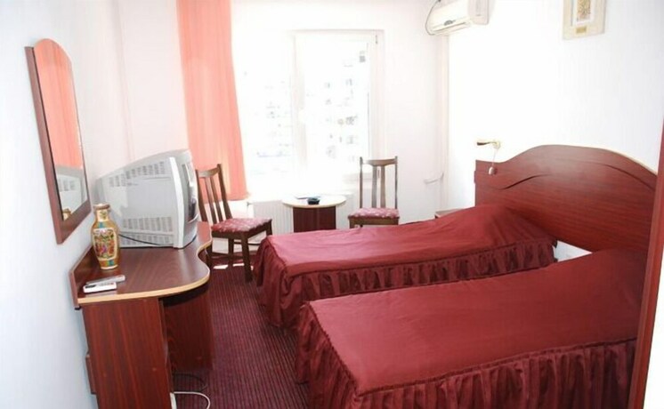 Imagen de la habitación del Hotel Gorj. Foto 32